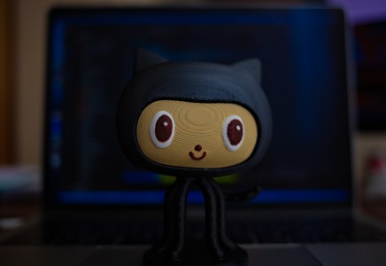 מה זה גיטהאב (GitHub) וכיצד להתקין GIT ב-Mac, Windows ו- Linux